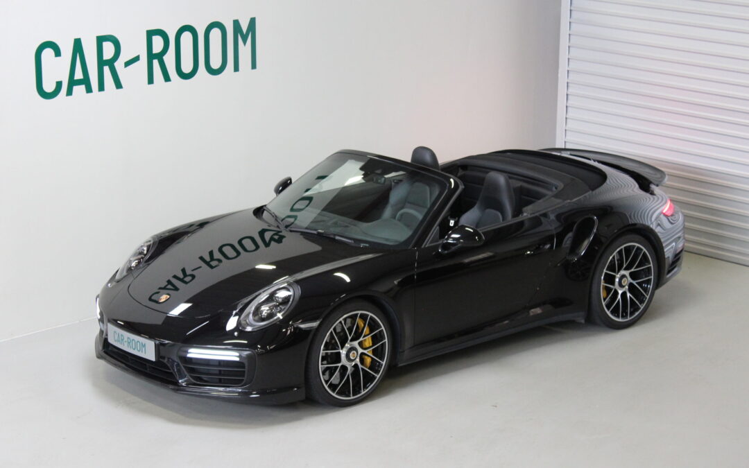 Porsche 911 Turbo S Cabriolet PDK